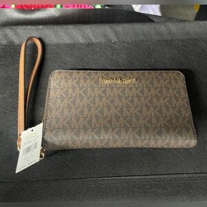 Michael Kors Signature Brown Wristlet wallet